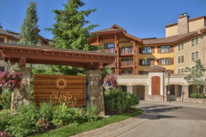 Гостиница Sun Peaks Grand Hotel & Conference Centre, Сан-Пикс